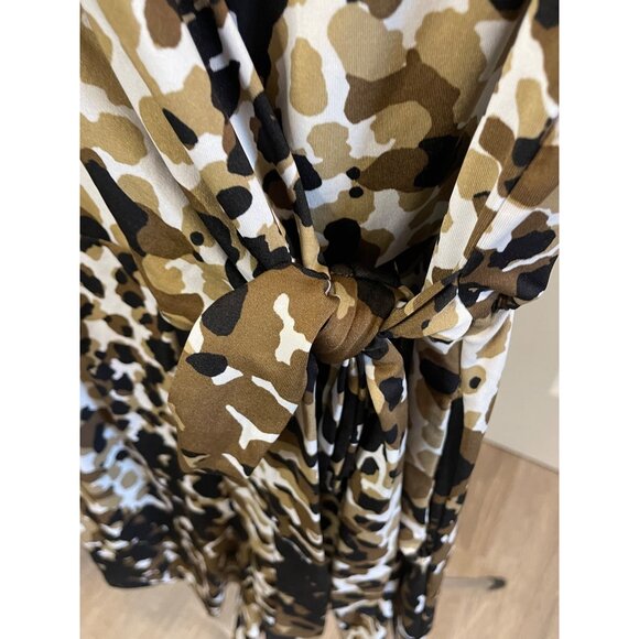 Emma and Michele Medium Sleeveless Patterned Dotted Faux Wrap Midi Dress - Picture 5 of 12